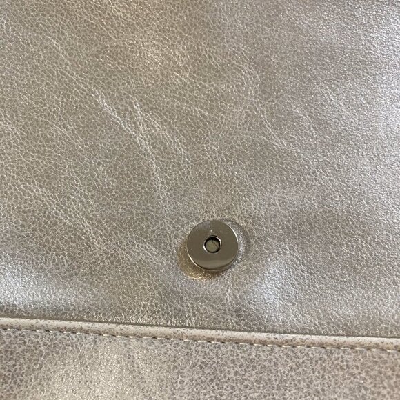 Victoria's Secret - Cream Color Clutch Bag - Gently Used - Picture 7 of 12